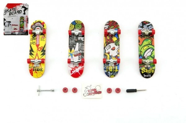 E-shop Teddies Skateboard prstový plast 10cm s doplňky asst