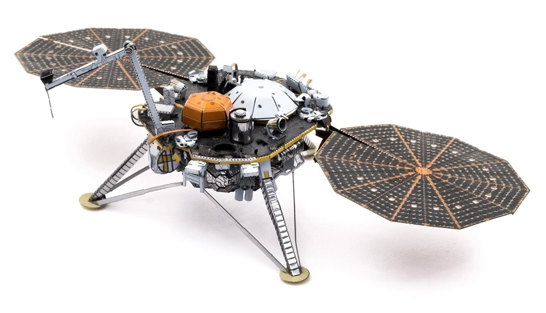 E-shop Metal Earth Luxusná oceľová stavebnica InSight Mars Lander