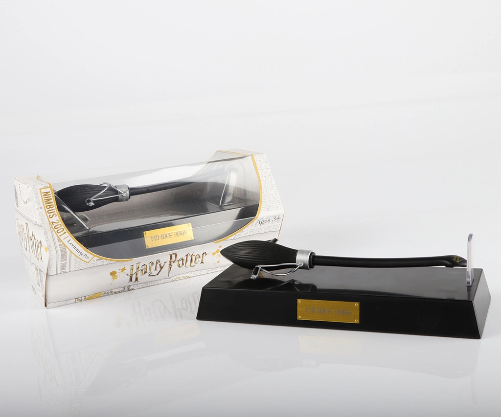 E-shop Pero levitující Harry Potter koště Kulový blesk