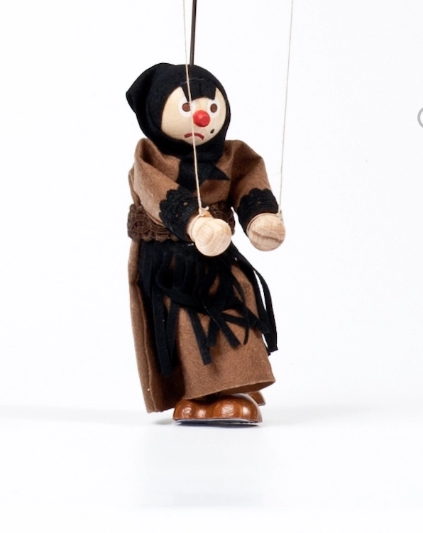 E-shop Gerlich drevená bábka Ježibaba Dorota 12 cm
