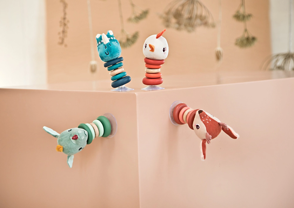 E-shop Lilliputiens hojdacia hrkálka s prísavkou dráčik Joe
