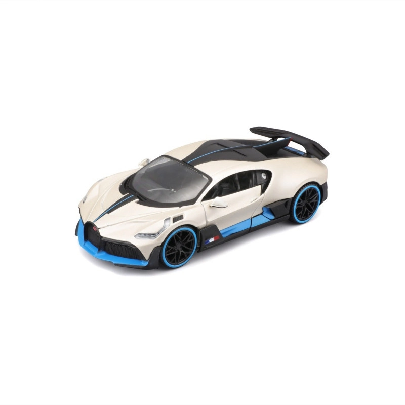 Maisto Bugatti Divo biela metalíza 1:24