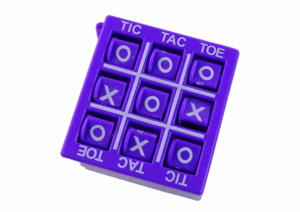 E-shop Lean Toys Hra Piškvorky 4,5 cm fialová