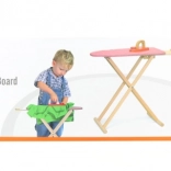 Drevená žehliaca doska s žehličkou VIGA