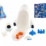 Vesmírna raketa s doplnkami