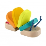 Fisher‑Price drevená klapajúca húsenica