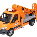Bruder Mercedes Benz Sprinter s košovým zdvihom