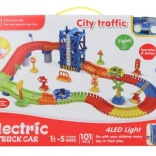 Dráha s batériovým autíčkom, svietiacim – 101 dielov