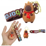 Prívesok kapybara s červeným šatkom