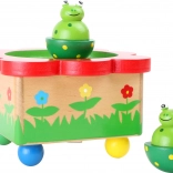 small foot Drevená hracia skrinka Žabka