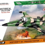 Stavebnica lietadla Northrop F‑5A Freedom Fighter z kociek