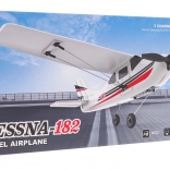Diaľkovo ovládané lietadlo Cessna-182