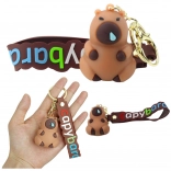 Prívesok kapibara s karabínou a krúžkom