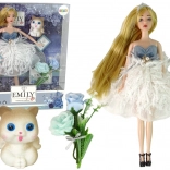 bábika Emily s mačiatkom a kvetmi