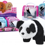 Interaktívna plyšová panda v ružovo-modrom prepravníku