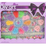 Koráliky v krabičke – kreatívna sada na navliekanie pre deti