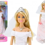 Svadobná bábika s kyticou