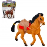 Plastový kôň so sedlom