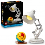 LEGO Ideas Disney Pixar Luxo Jr. – pohyblivá zberateľská lampa s loptou