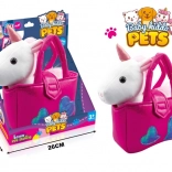 Plyšový jednorožec v kabelke