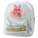 Detský batoh s králikom a ozdobnou stuhou biely