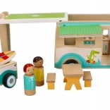 Drevený karavan s prívesom a doplnkami