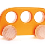 Oranžový drevený autobus