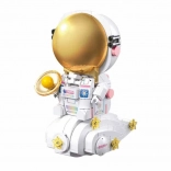 Sluban Pleyerid lietajúci astronaut – stavebnica z kociek