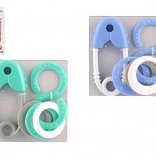 Chrastítko špendlík a osmička v krabičke