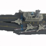 Lietadlová loď so svetelnými a zvukovými efektmi