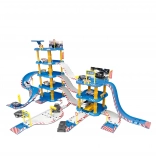 Veľká garáž policajnej stanice, 4 poschodia, čerpacia stanica, 100 prvkov