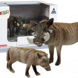 Sada 2 figúrok — bradavičnaté prasa s mláďaťom, séria Zvieratá sveta