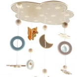 Závesný kolotoč macko z prírodného dreva